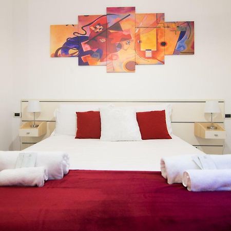 Apartamento 8- Tourist House Bologna - Light House - Self Check-In Exterior foto