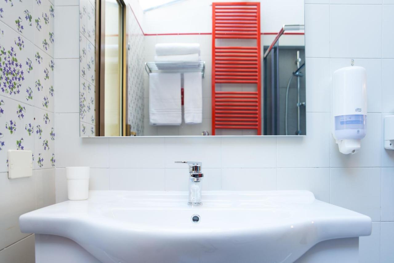 Apartamento 8- Tourist House Bologna - Light House - Self Check-In Exterior foto