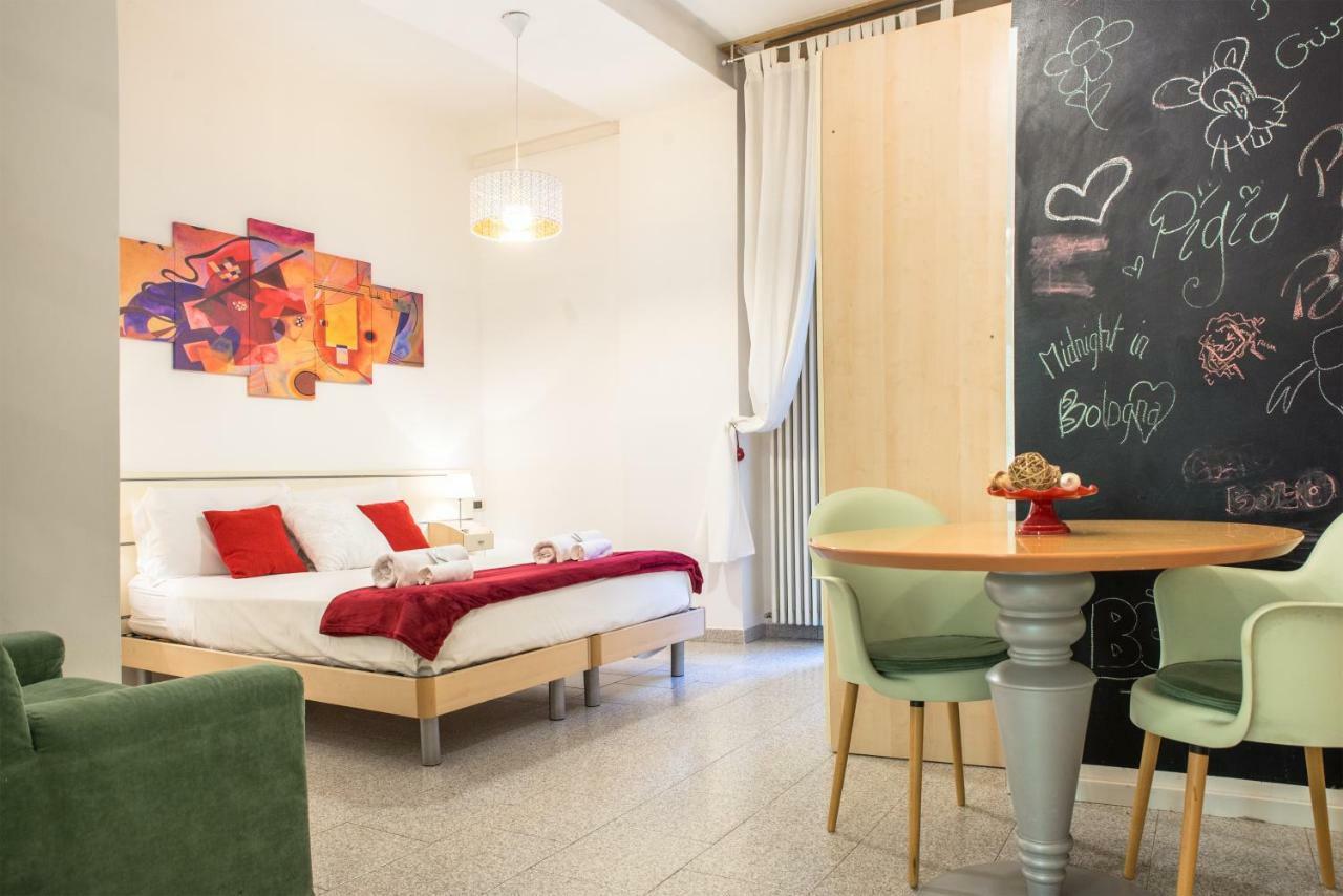 Apartamento 8- Tourist House Bologna - Light House - Self Check-In Exterior foto